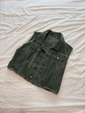Dark Green Sleeveless Vest